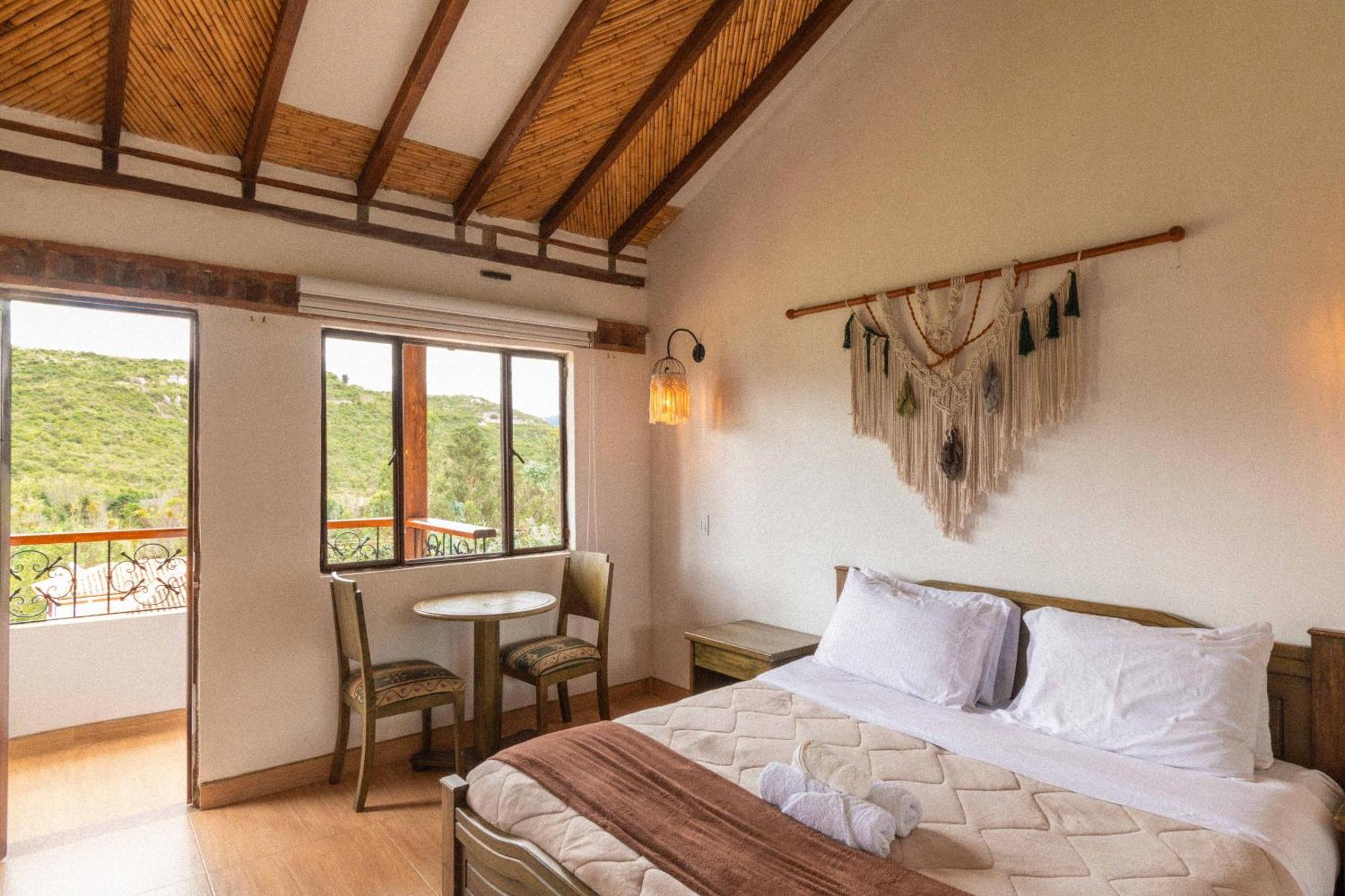 Santa Sofía Artemisa Hotel חדר תמונה