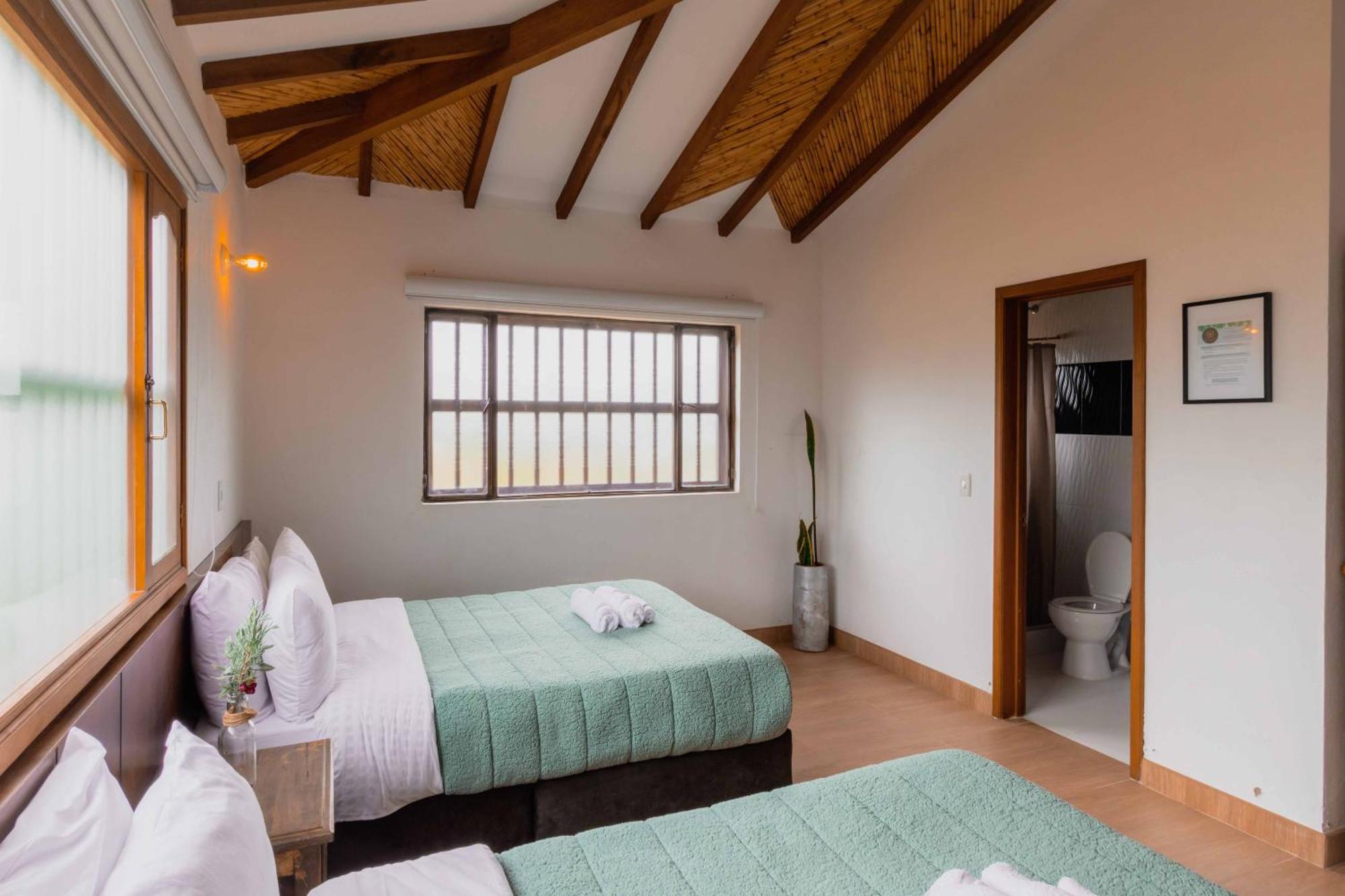 Santa Sofía Artemisa Hotel חדר תמונה