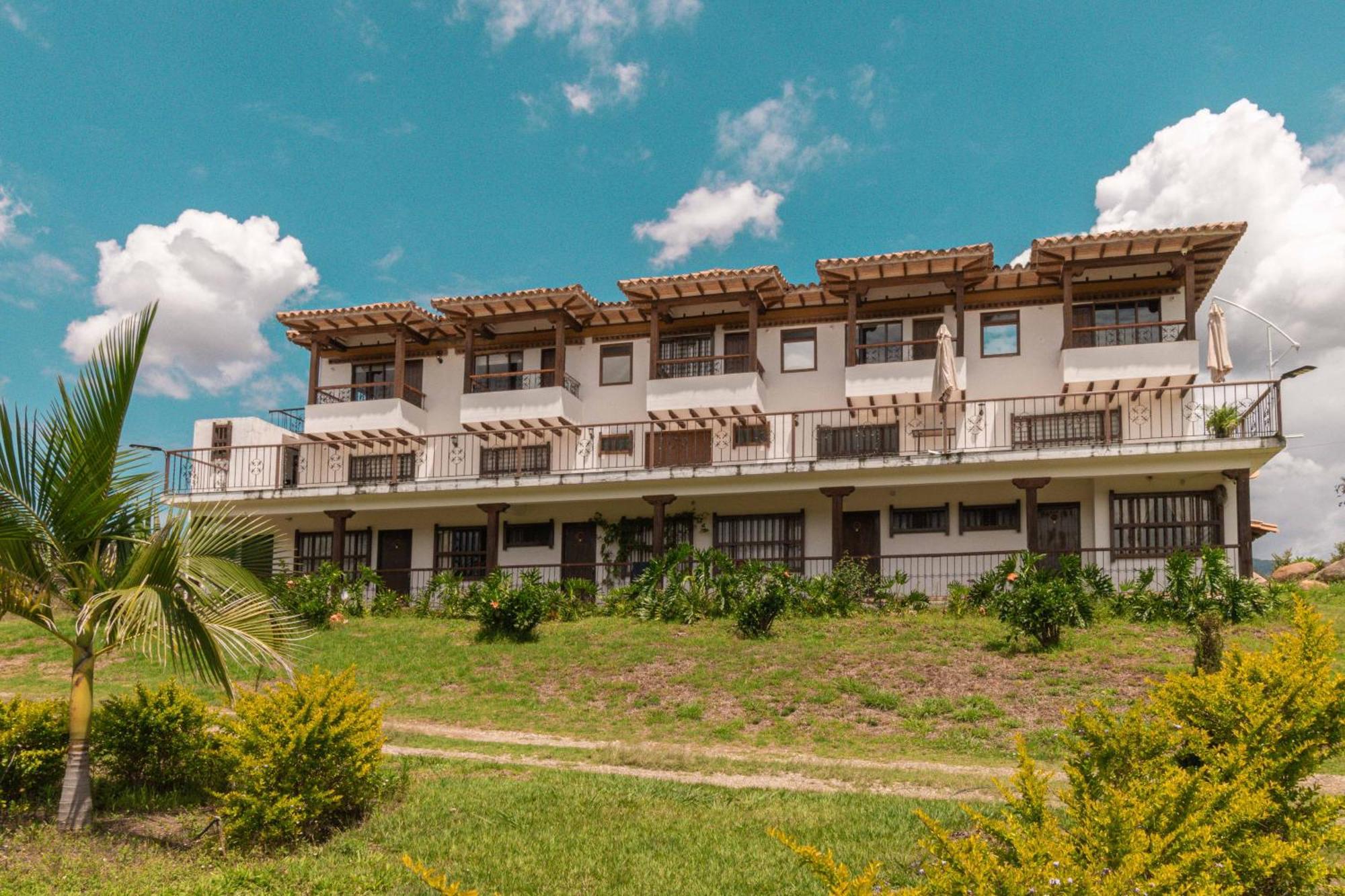 Santa Sofía Artemisa Hotel מראה חיצוני תמונה