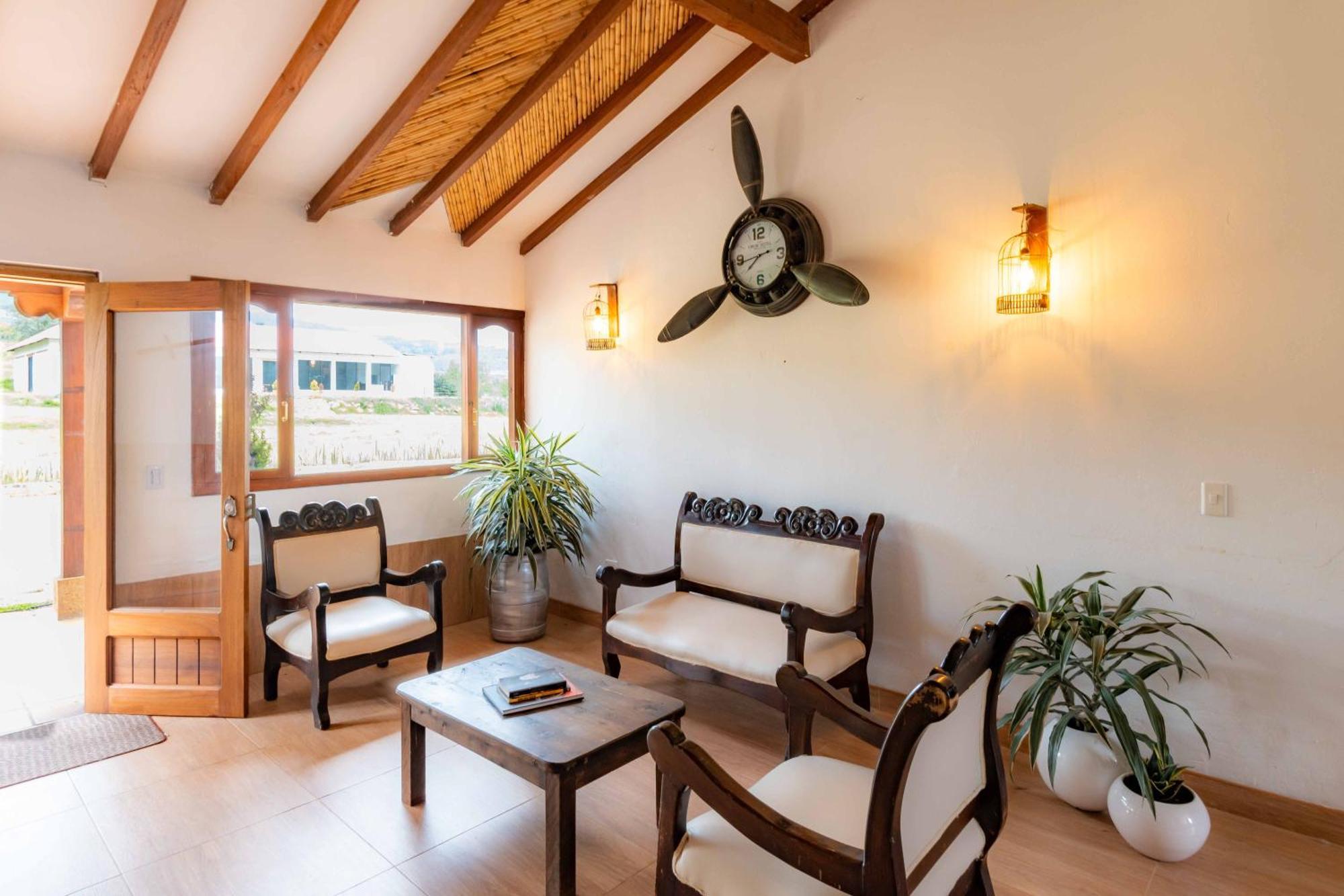 Santa Sofía Artemisa Hotel מראה חיצוני תמונה
